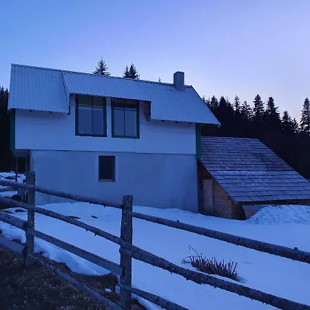 Planinska Koliba Ajdanovici Jelovac Nisicka Visoravan Horská chata *